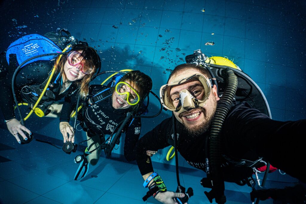 luke_divewalker_lukasz_metrycki_underwaterphotography_deepspot_selfie